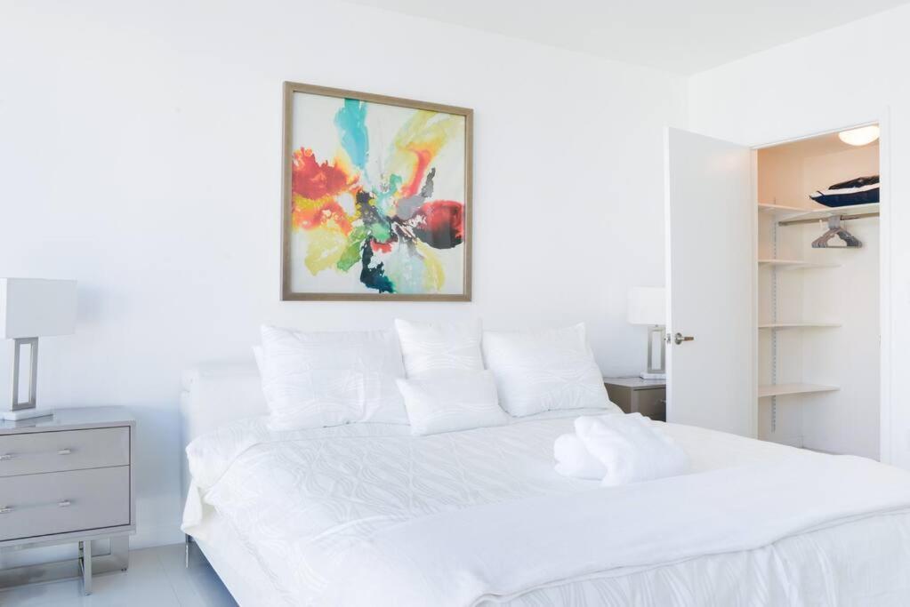 Wonderful 2 Bedroom Apt With Ocean Views At Icon Brickell Miami Bagian luar foto