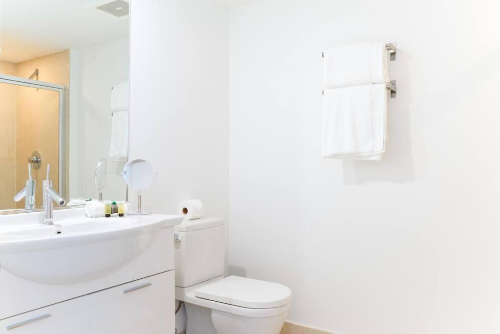Wonderful 2 Bedroom Apt With Ocean Views At Icon Brickell Miami Bagian luar foto