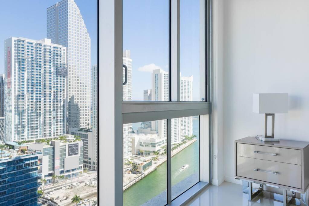 Wonderful 2 Bedroom Apt With Ocean Views At Icon Brickell Miami Bagian luar foto